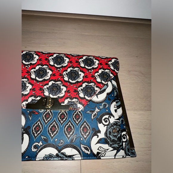 Aldo Patterned Chained wallet Clutch Crossbody Shoulder Handbag- PREOWNED - Picture 5 of 14